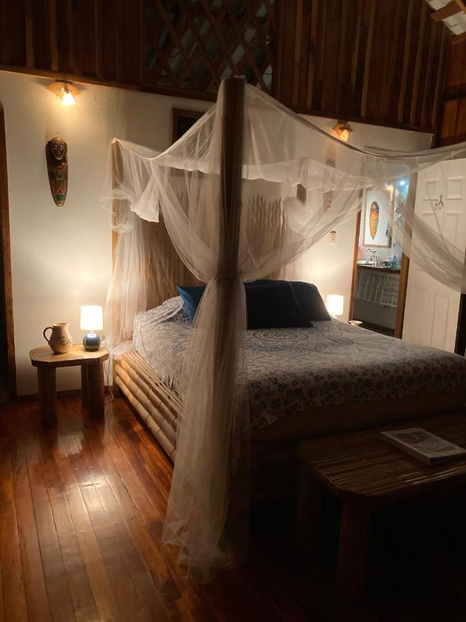 Coral Hill Bungalows Cahuita Exteriör bild