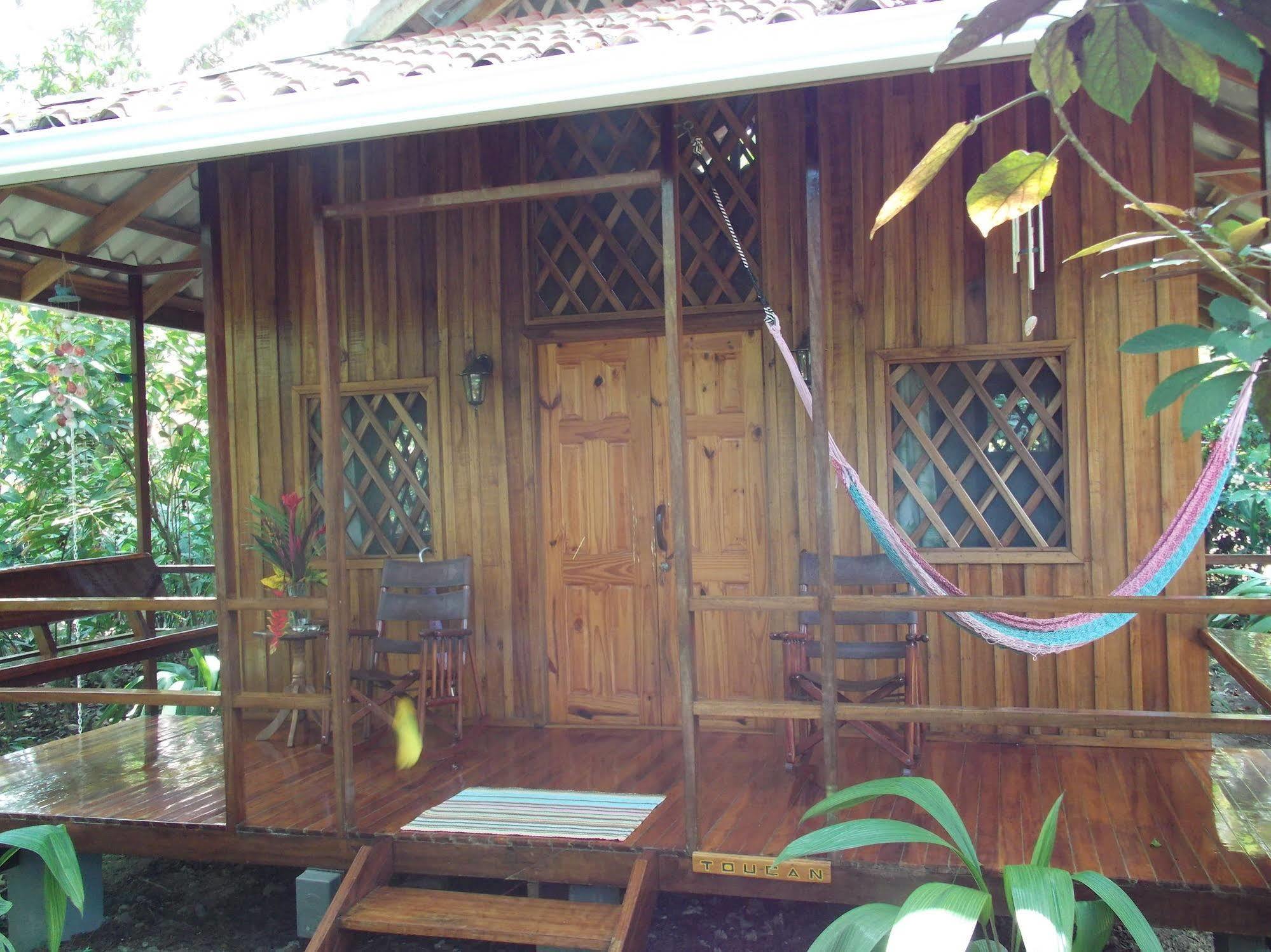 Coral Hill Bungalows Cahuita Exteriör bild