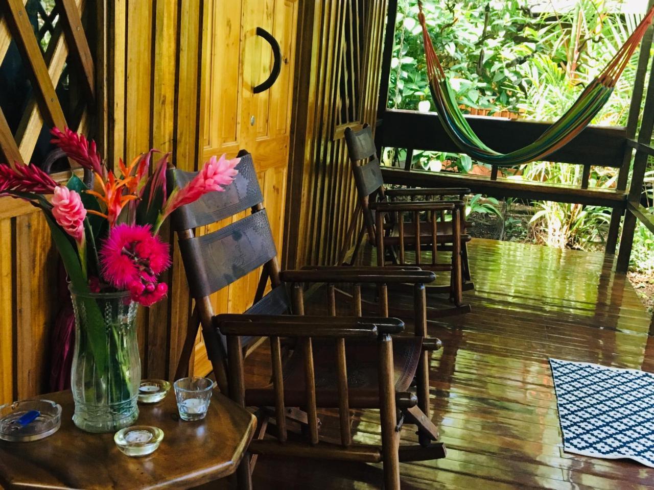 Coral Hill Bungalows Cahuita Exteriör bild